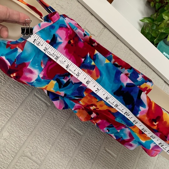 St John's Bay Women's 16 Swim Tankini Bright Floral Fuchsia Turquoise Floral GUC - Picture 5 of 9